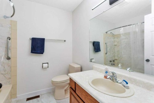 3 Goodacre Close, Red Deer, AB 