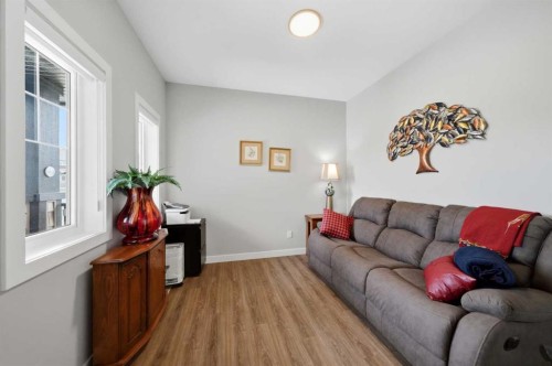 5 Tindale Place, Red Deer, AB - Indoor Photo Showing Living Room
