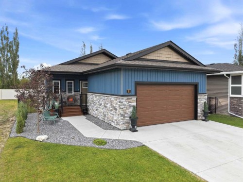 5 Tindale Place, Red Deer, AB - Outdoor
