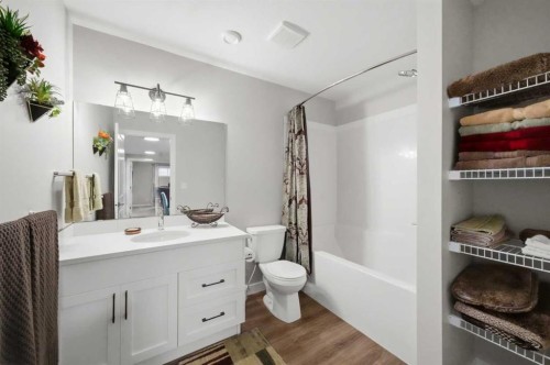 5 Tindale Place, Red Deer, AB - Indoor Photo Showing Bathroom