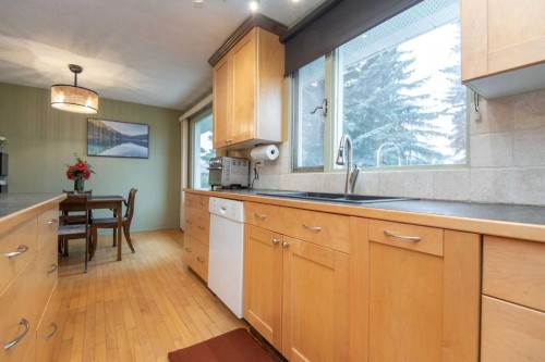 7 Martin Close, Red Deer, AB 