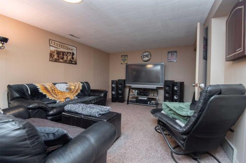 7 Martin Close, Red Deer, AB 