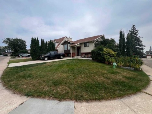 31 Goodall Avenue, Red Deer, AB 