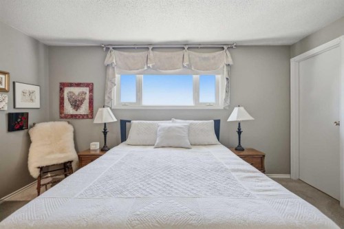 7 Oslo Close, Red Deer, AB 