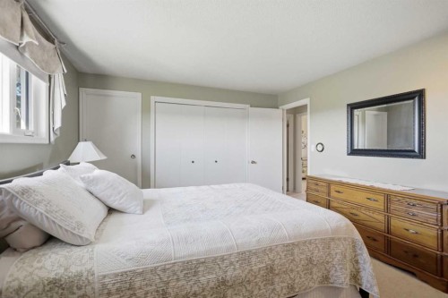 7 Oslo Close, Red Deer, AB 