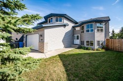 5427 52A Street  Eckville, AB T0M 0M0