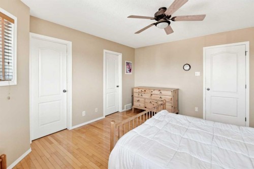 5427 52A Street, Eckville, AB - Indoor Photo Showing Bedroom