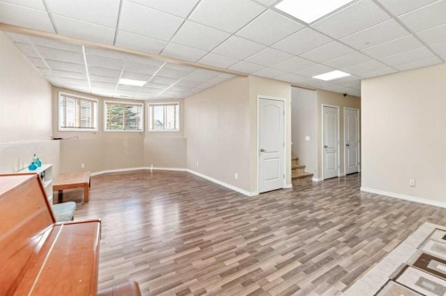 5427 52A Street, Eckville, AB - Indoor Photo Showing Other Room
