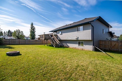 5427 52A Street, Eckville, AB - Outdoor