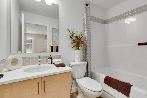 31 Lewiston Park Ne, Calgary, AB 