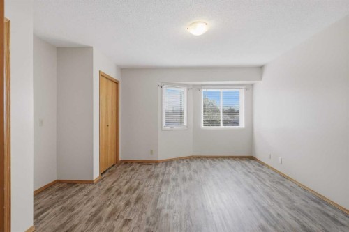 5414 45 Street, Lacombe, AB 