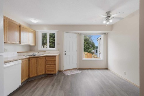 5414 45 Street, Lacombe, AB 