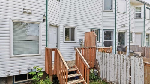5414 45 Street, Lacombe, AB 