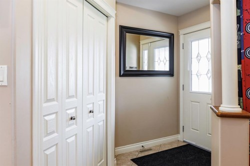 38 Ivany Close, Red Deer, AB 