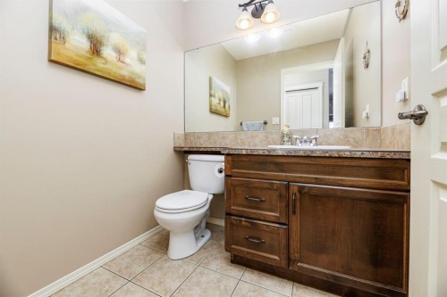 38 Ivany Close, Red Deer, AB 