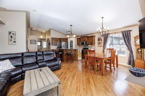 38 Ivany Close, Red Deer, AB 