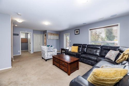 38 Ivany Close, Red Deer, AB 