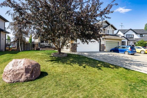 38 Ivany Close, Red Deer, AB 