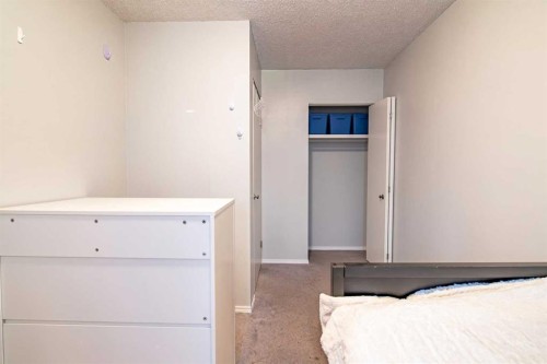 33 Overdown Drive, Red Deer, AB 