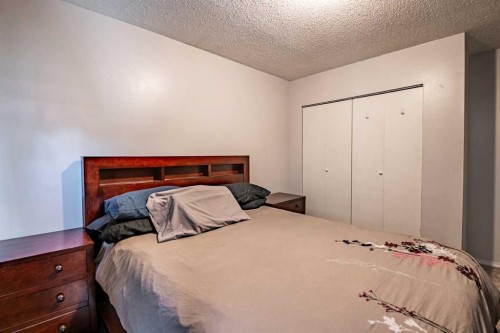 33 Overdown Drive, Red Deer, AB 
