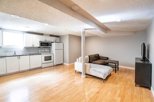 33 Overdown Drive, Red Deer, AB 