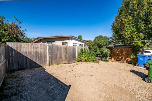 33 Overdown Drive, Red Deer, AB 
