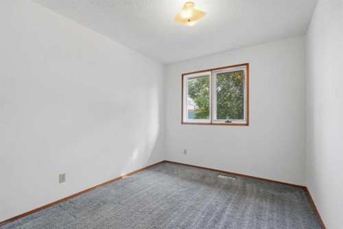 3214 57 Avenue, Red Deer, AB 