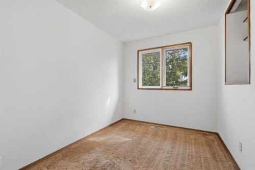 3214 57 Avenue, Red Deer, AB 