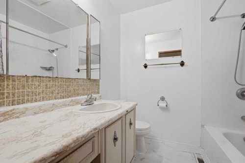 3214 57 Avenue, Red Deer, AB 
