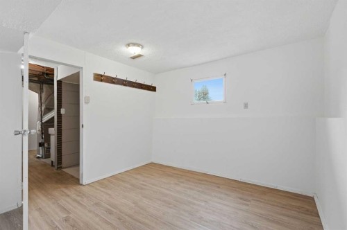 3214 57 Avenue, Red Deer, AB 