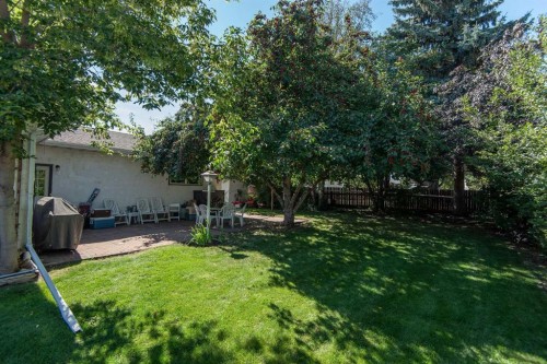 54 Patterson Crescent, Red Deer, AB 