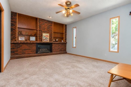 54 Patterson Crescent, Red Deer, AB 