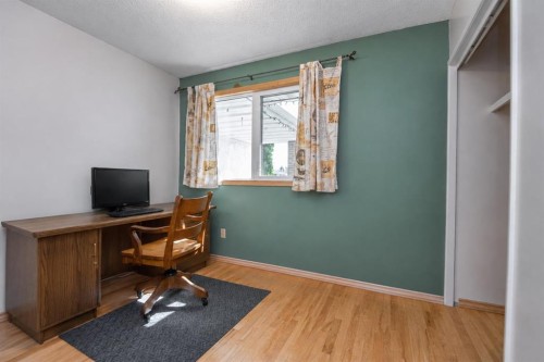 54 Patterson Crescent, Red Deer, AB 