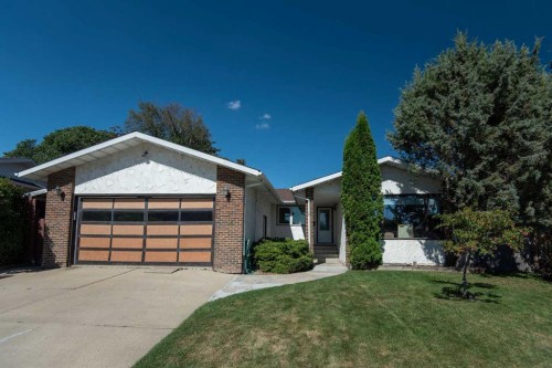 54 Patterson Crescent, Red Deer, AB 