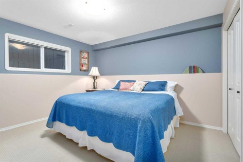 52 Irving Crescent, Red Deer, AB 