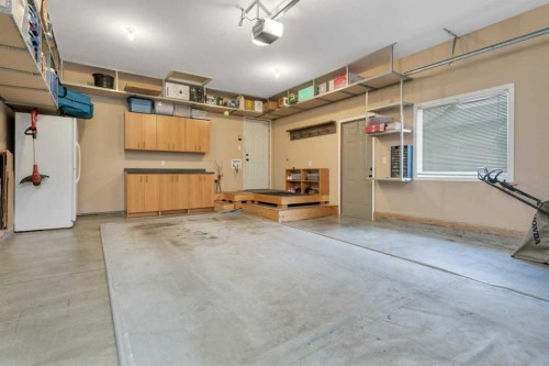 52 Irving Crescent, Red Deer, AB 