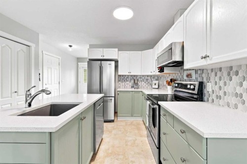 523 Jenkins Drive, Red Deer, AB 