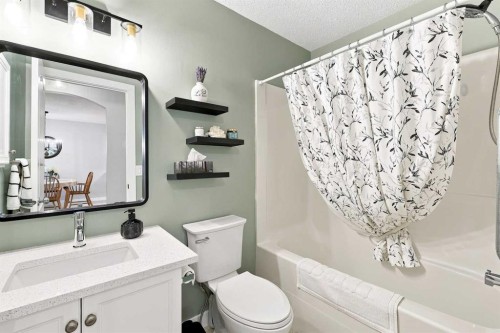 523 Jenkins Drive, Red Deer, AB 