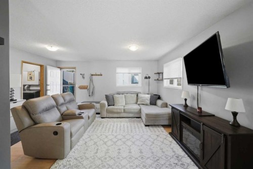 113 Rupert Crescent, Red Deer, AB 