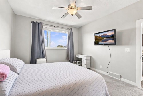 25 Victor Close, Sylvan Lake, AB 