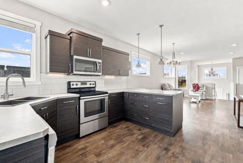25 Victor Close, Sylvan Lake, AB 