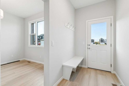 58 Creekview Avenue, Calgary, AB 