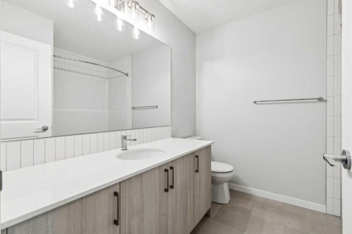 58 Creekview Avenue, Calgary, AB 