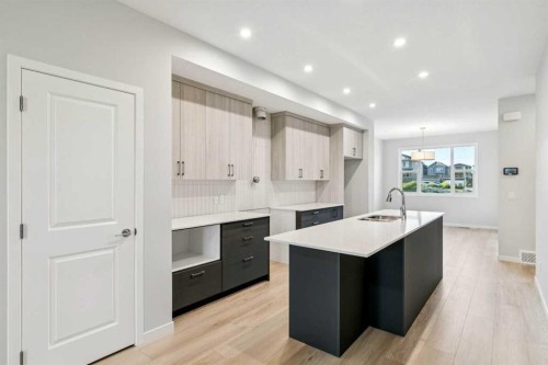 58 Creekview Avenue, Calgary, AB 