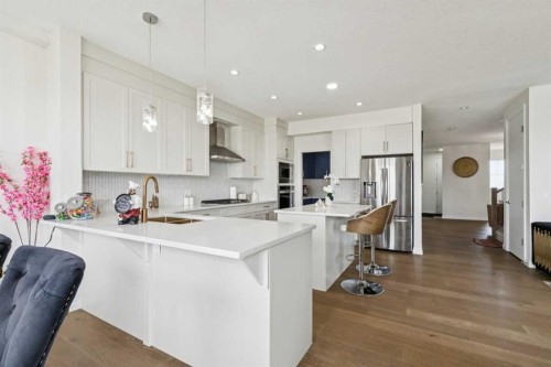 375 Corner Meadows Avenue Ne, Calgary, AB 