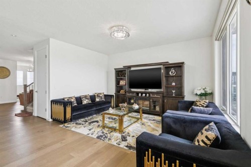 375 Corner Meadows Avenue Ne, Calgary, AB 