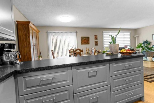 46 Meadowview Close, Sylvan Lake, AB 