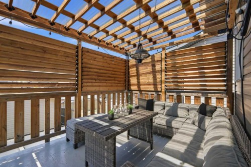 58 Village Crescent, Red Deer, AB 