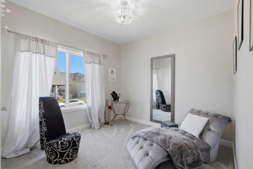 58 Village Crescent, Red Deer, AB 