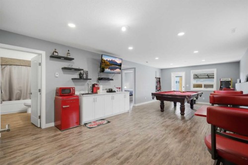 58 Village Crescent, Red Deer, AB 